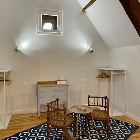 La Ferme Delaunay Bed & Breakfast 3*